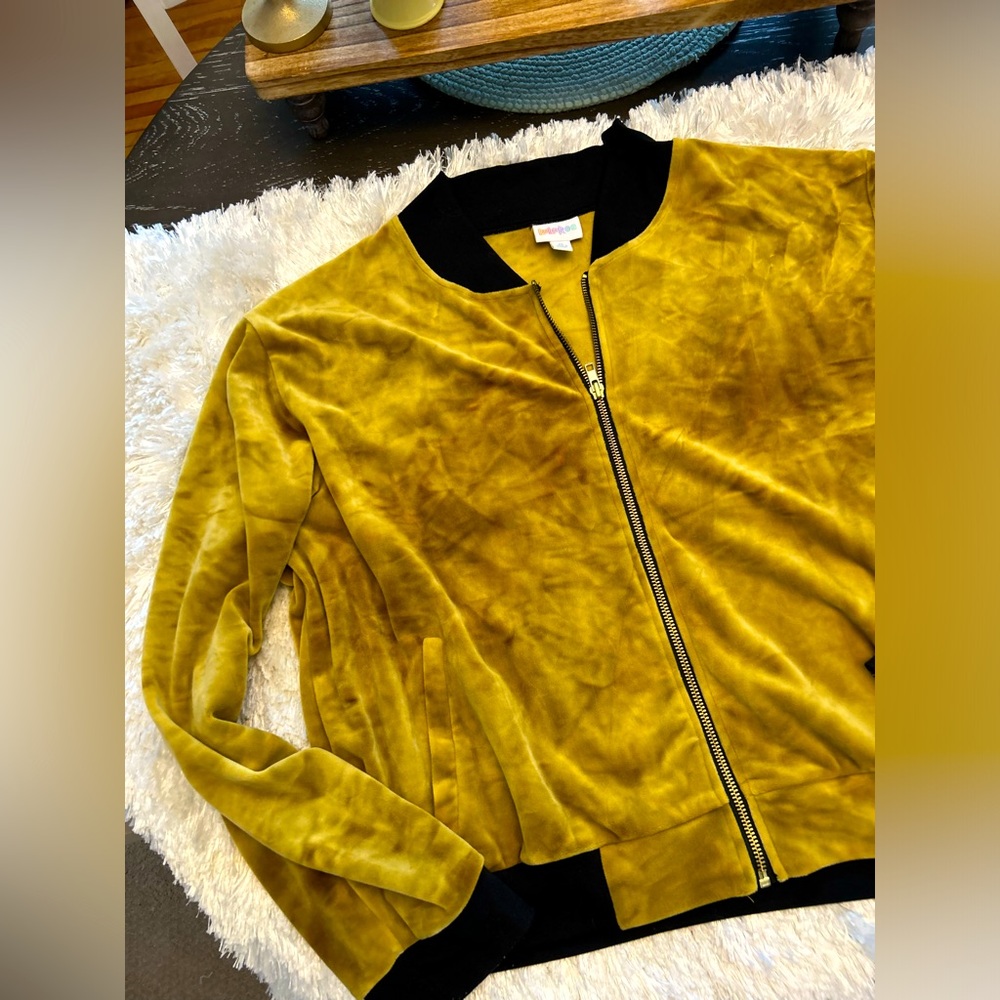 LuLaRoe gorgeous XL Elegant line, super soft, velvety velour bomber jacket